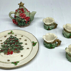 Miniature Christmas Tea‎ Set Resin 7 Piece Ivy Place Vintage